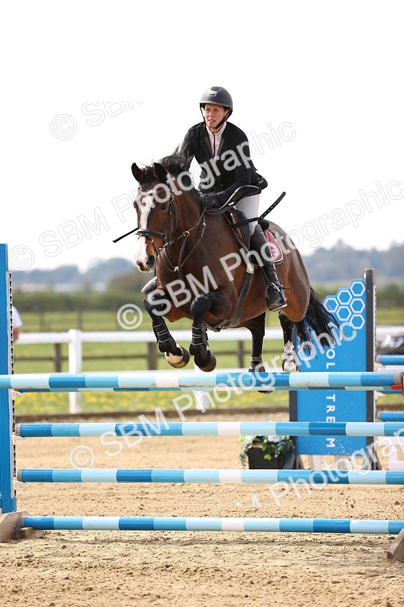 SBM_002247 - Class 11 - Senior newcomers - 1.10m