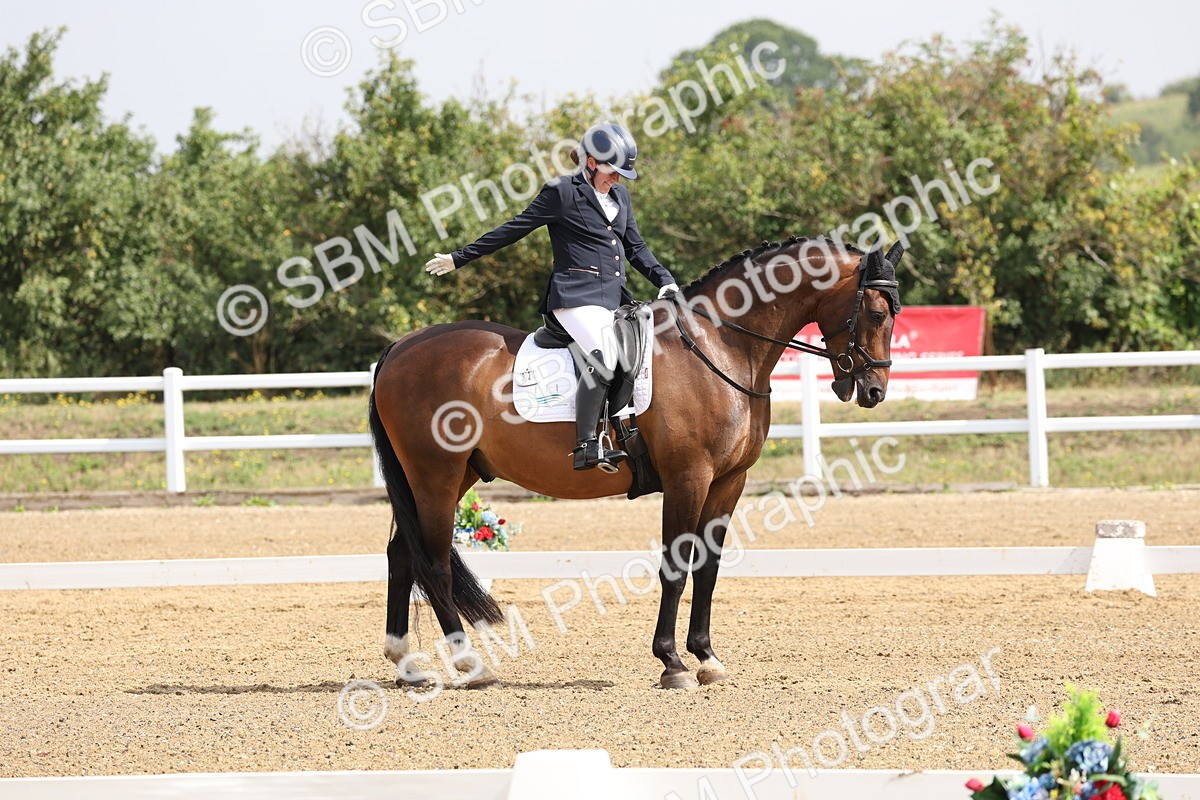 SBM_005733 - Class 6 - Novice 6 - 10.26-11.29