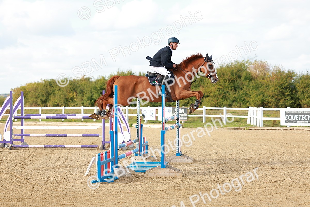 SBM_001894 - Class 5 - Senior Foxhunter - 1.20m