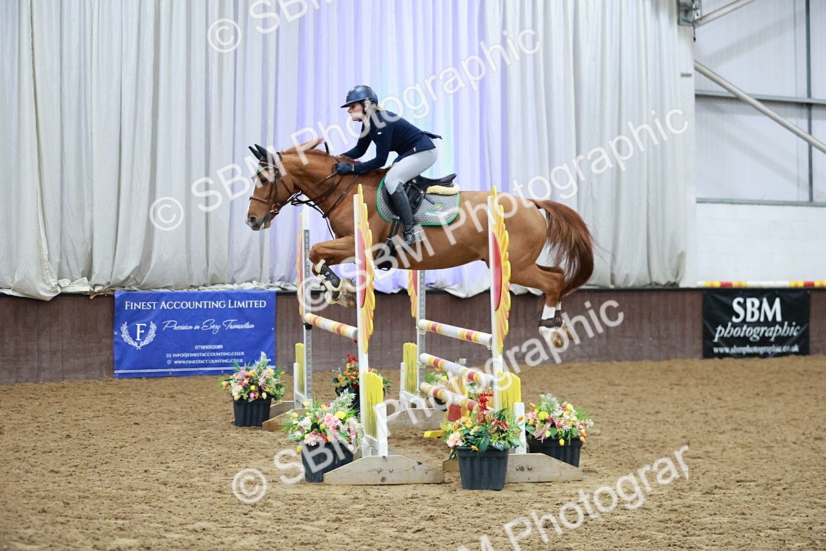 SBM_004531 - Class 17 - Senior Newcomers - 1.10m