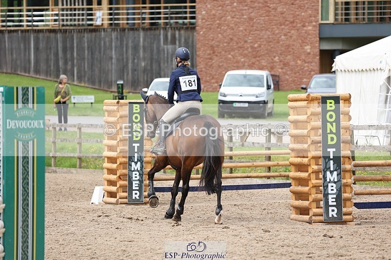 240803-140702-05920 - 181-Charlotte_Bradbury-KENSINGTON_EMPIRE