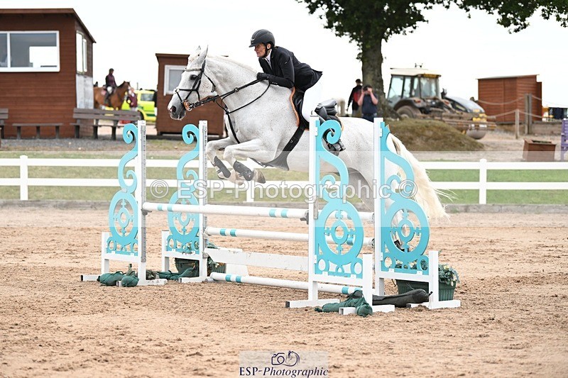 250727-093314-08841 - Cls 31 British Novice and 90cm