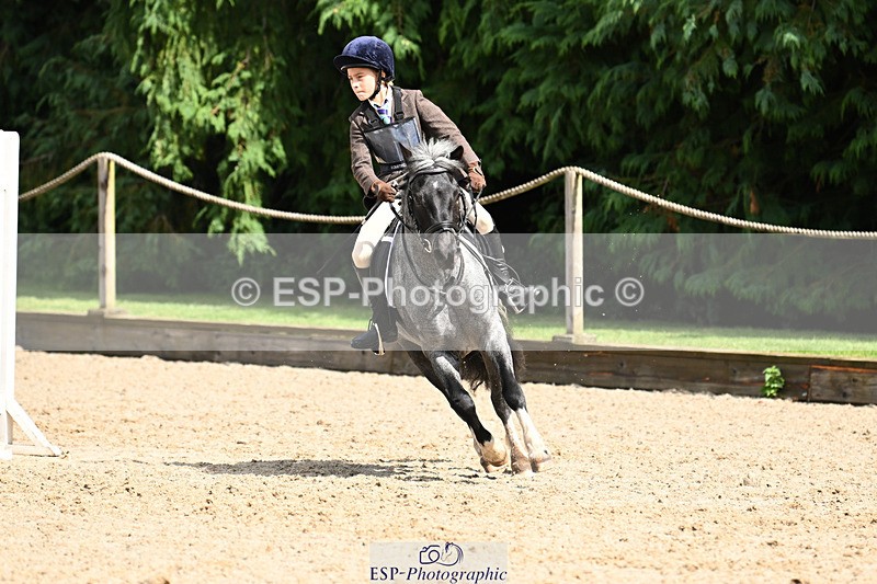 240824X-125530-25668 - 70cm Jump Off