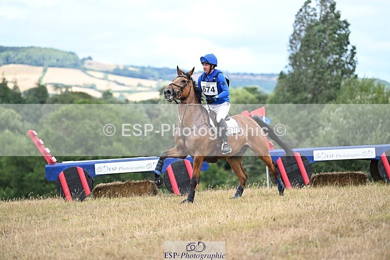 250803A-152718-16236 - O-674-Tim.Cheffings-ROYALE.LOUIS