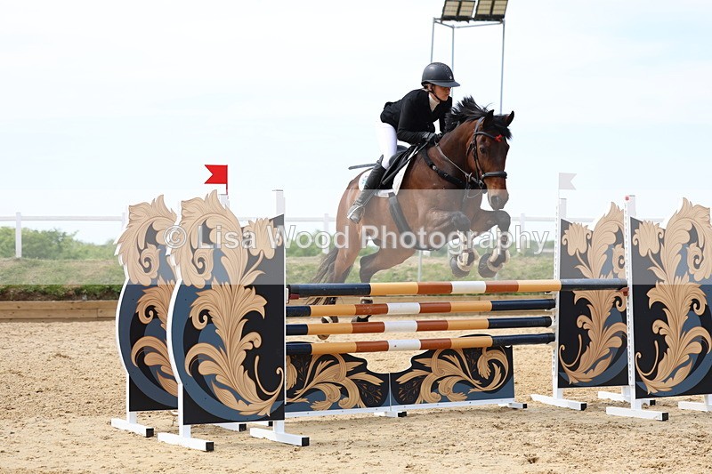 3E7A7116 - Class 7: Senior Newcomers/1.10m open