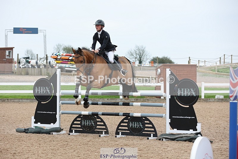 241101A-112547-01366 - FRI Cls 5 Newcomers and 1.10m Open