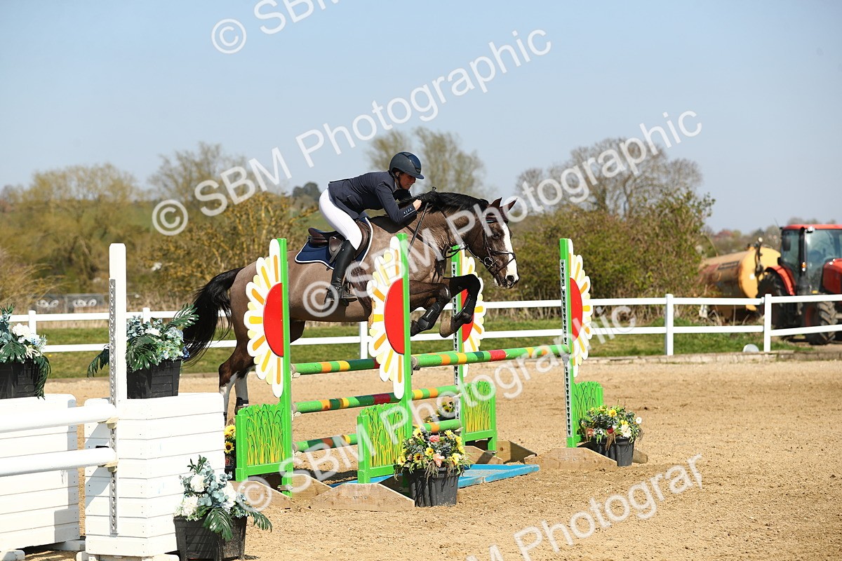 SBM_001129 - Class 4 - Senior Newcomers - 1.10m