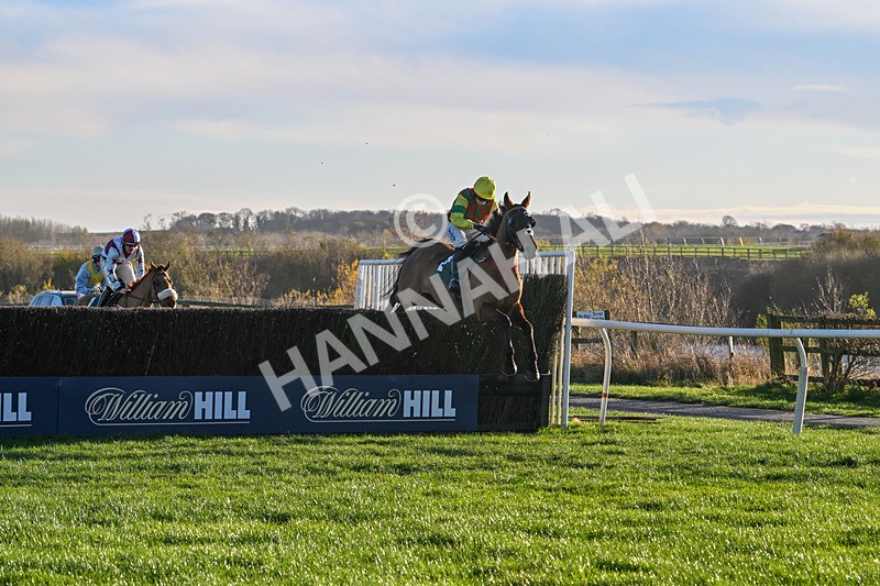 221124-Race 4-Duke Of Luckley-5084 - Race 4
