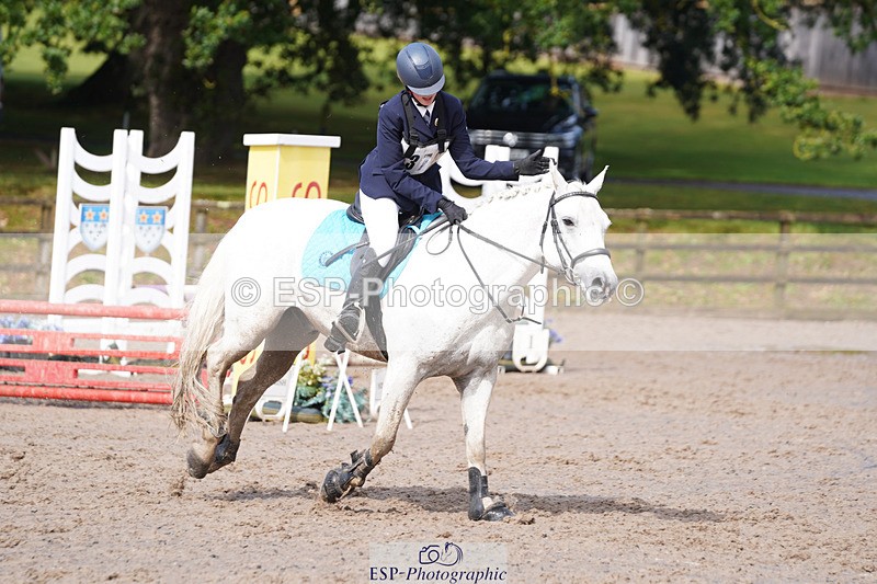 240824X-105544-23142 - 70cm Round 1 9.30 to 11.10