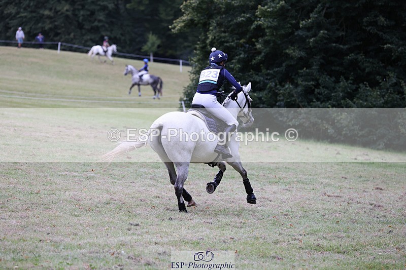 240825X-164258-37802 - 80cm XC 16.30 to 17.30