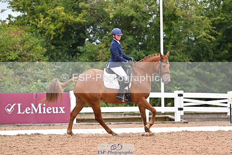 240817A-150203-09763 - 302-Charlotte.Billson-Killycloghan.Sun.King