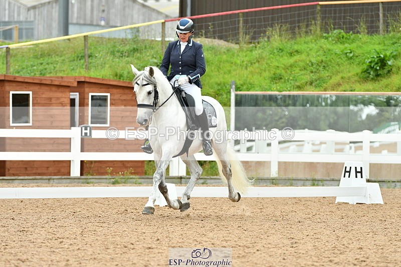 230912A-130224-00995 - Cls 12 Music Medium