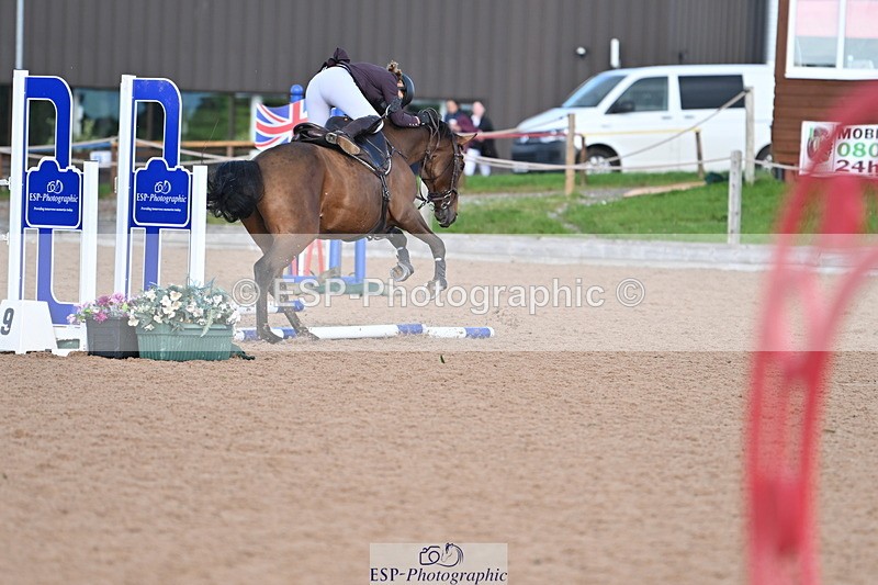 231014A-110315-04293 - Cls 18 Newcomers & 1.10m Open