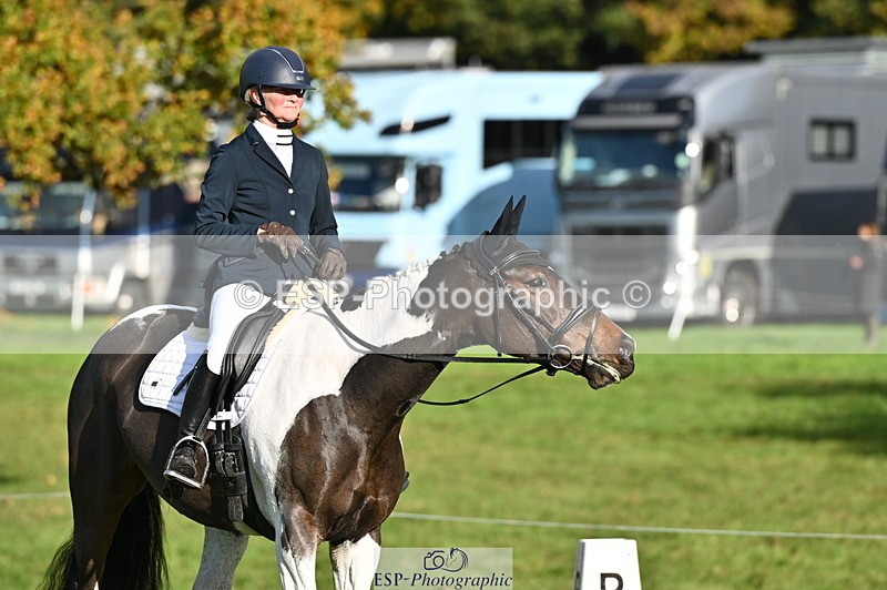 251024A-101019-08252 - G-552-Rachael.Whittaker