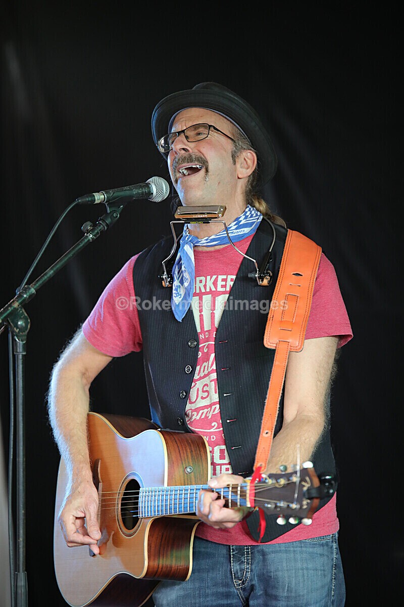 FOLK N BLUES-135 - FOLK and BLUES SEPT 2022