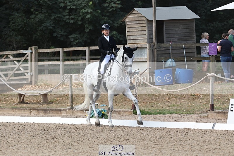 250809A-100102-02269 - 039-Jane.GilbyHugo.Holunder