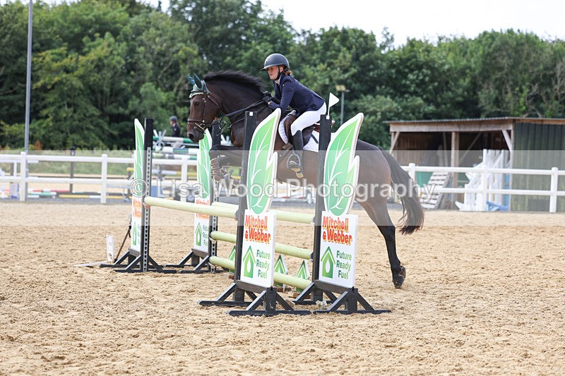 3E7A0016 - Class 9: Senior British Novice/90cm open