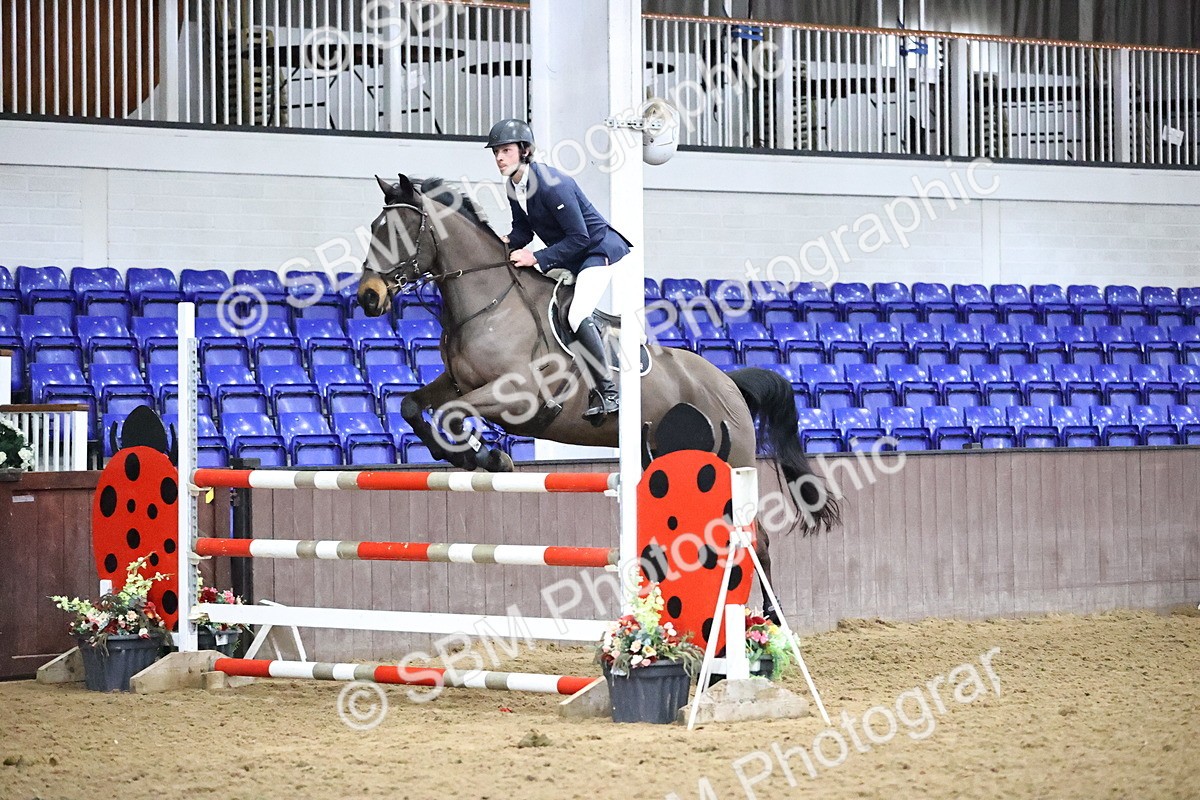 SBM_010238 - Class 25 - Equestrian Senior Foxhunter 1.20m