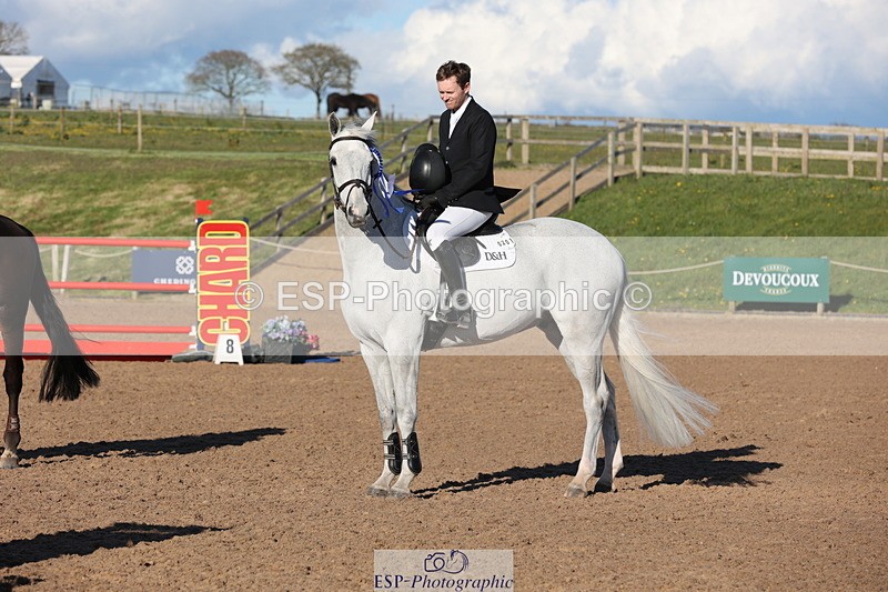240419A-175627-10005 - Cls 10, 2 Star Big Tour 145cm  Break to End