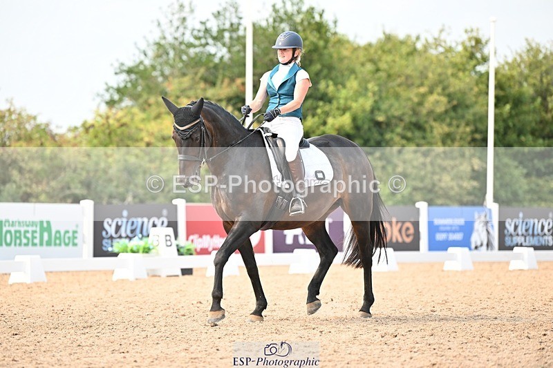 250816-152507-05849 - 036-Georgina.YoungMinuet1v