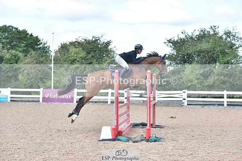 230806A-110318-01303 - Cls 17 Snr Discovery & 1m Open