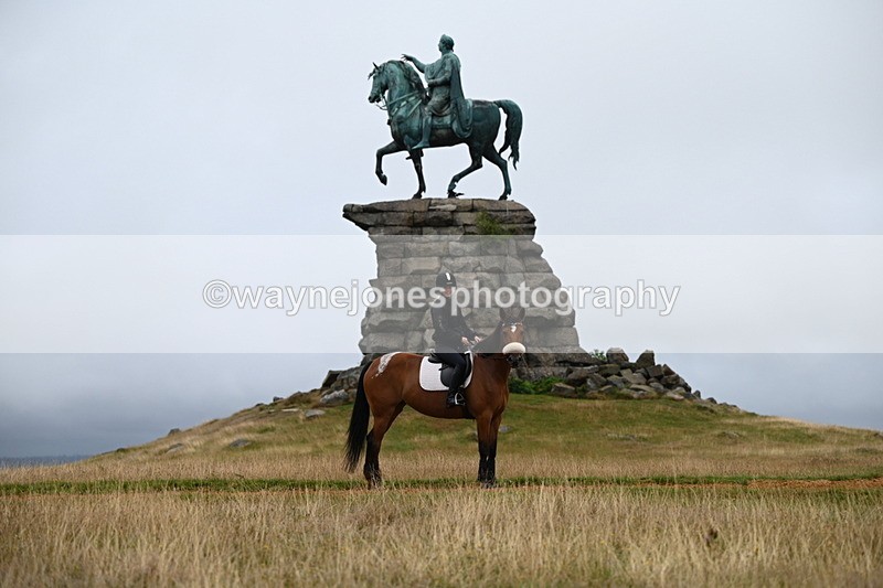 DSC_2181 - Time at Statue 12:13 to 12:32