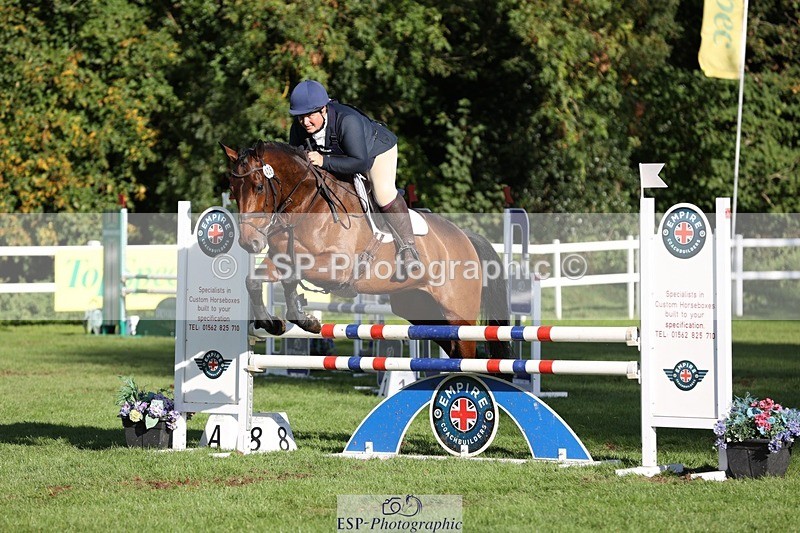 231022-151203-29667 - 406-BALLYCREEN.MILADY-Georgina.Brown-TrotUp+SJ