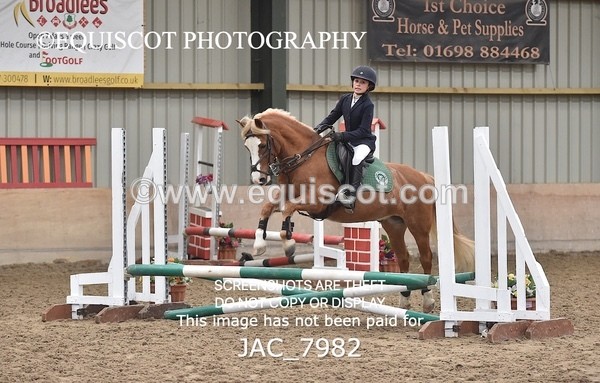 JAC_7982 - CLASS 4 NOVICE 50CM