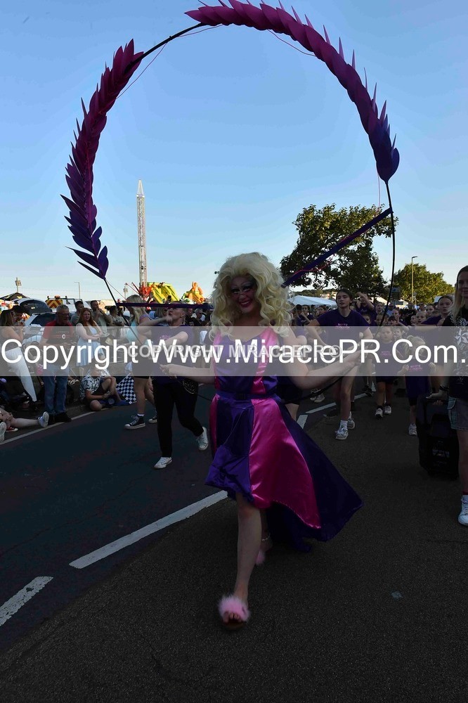 SH4_3465 - Carnival Procession.