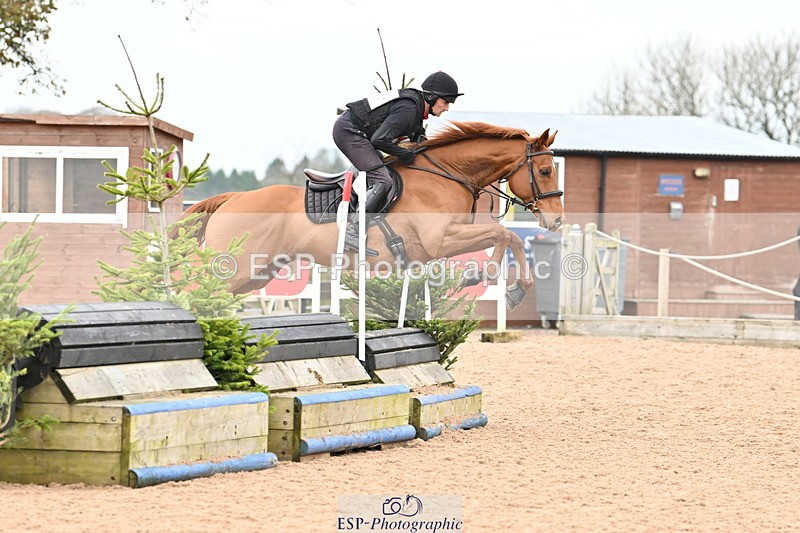 241110A-114002-00646 - 80cm 11.30 to End