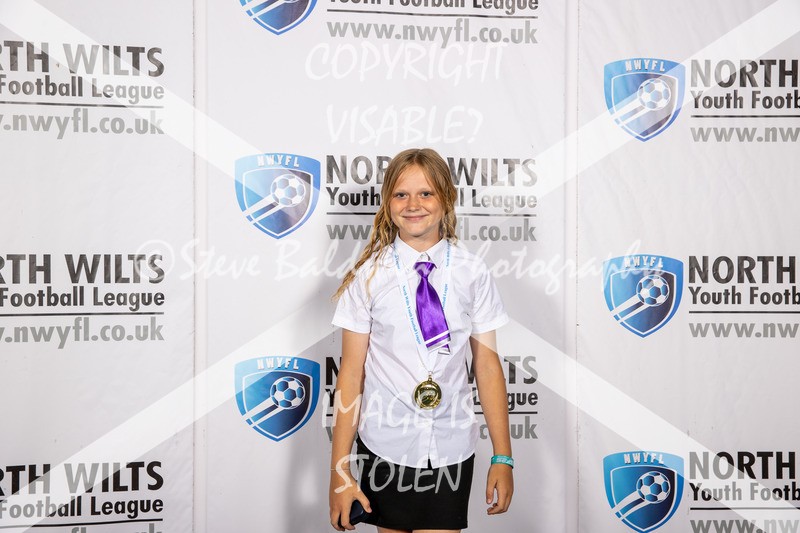 1DX30246 - Div 1 FC Abbey Meads Purple Girls