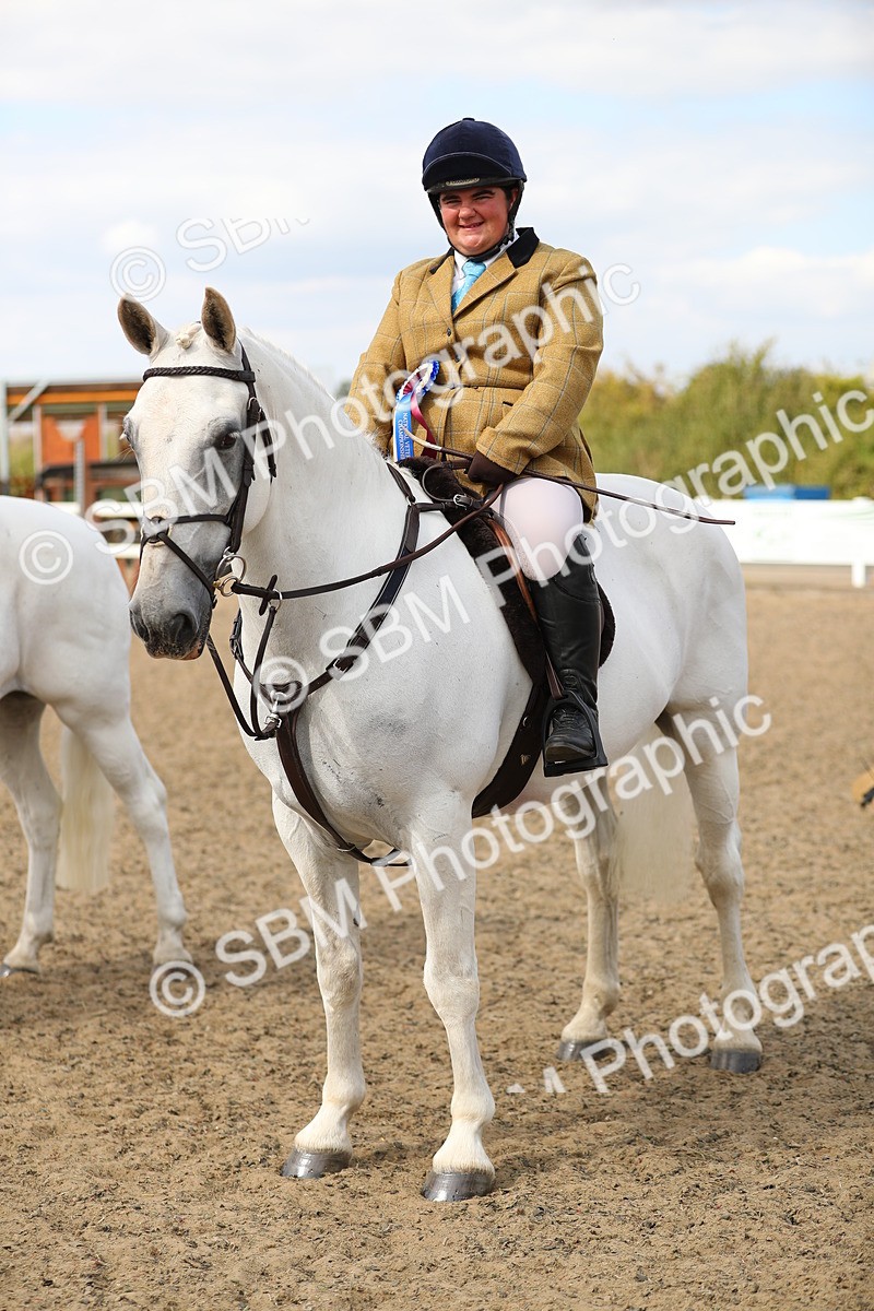 SBM_05676 - Class 48a Style & Performance 70cm (15-19)