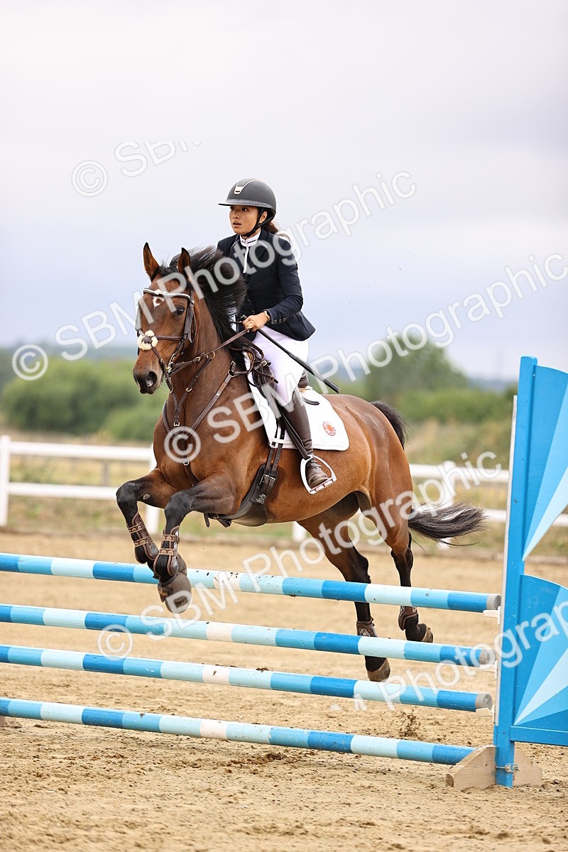 SBM_024686 - Class 9 - Senior British Novice - 90cm