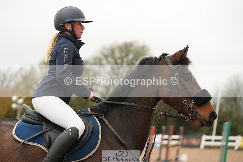 251109-115037-03652 - Cls 20 Newcomers and 1.10m Open