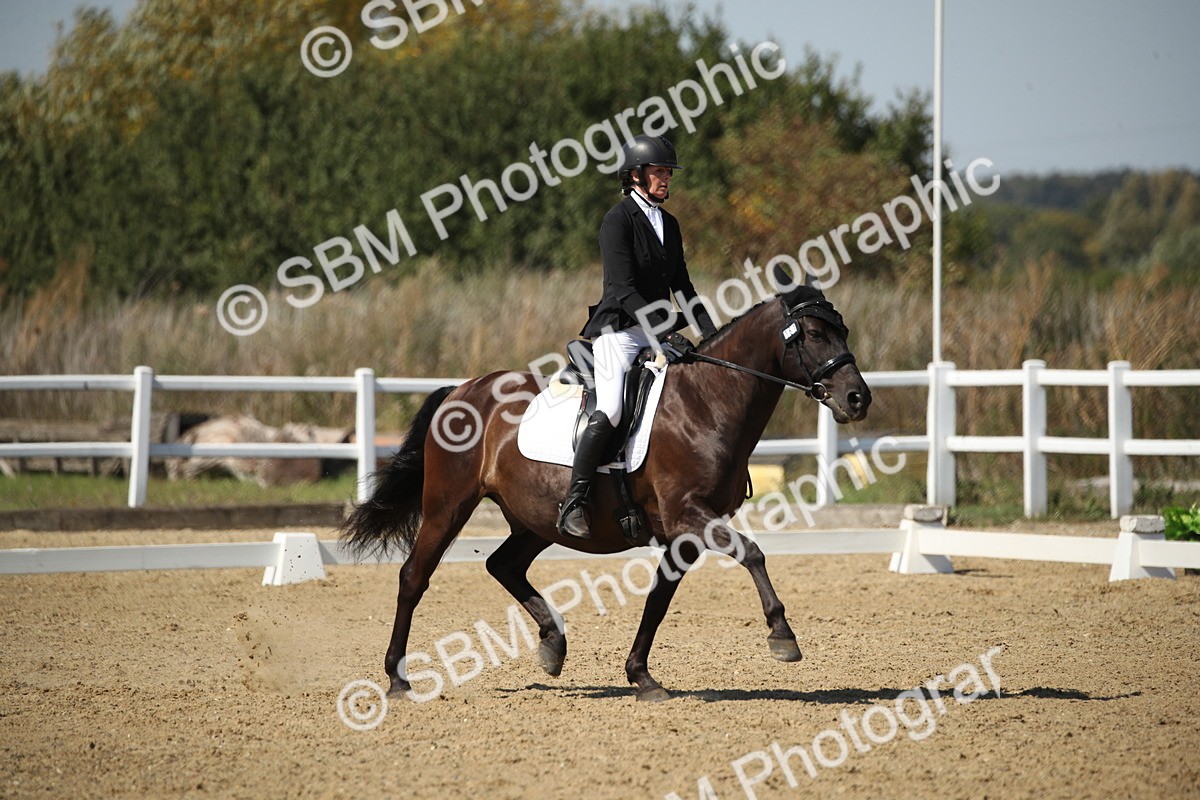 SBM_005743 - Class 11 - Novice 5 - 13.19-14.22