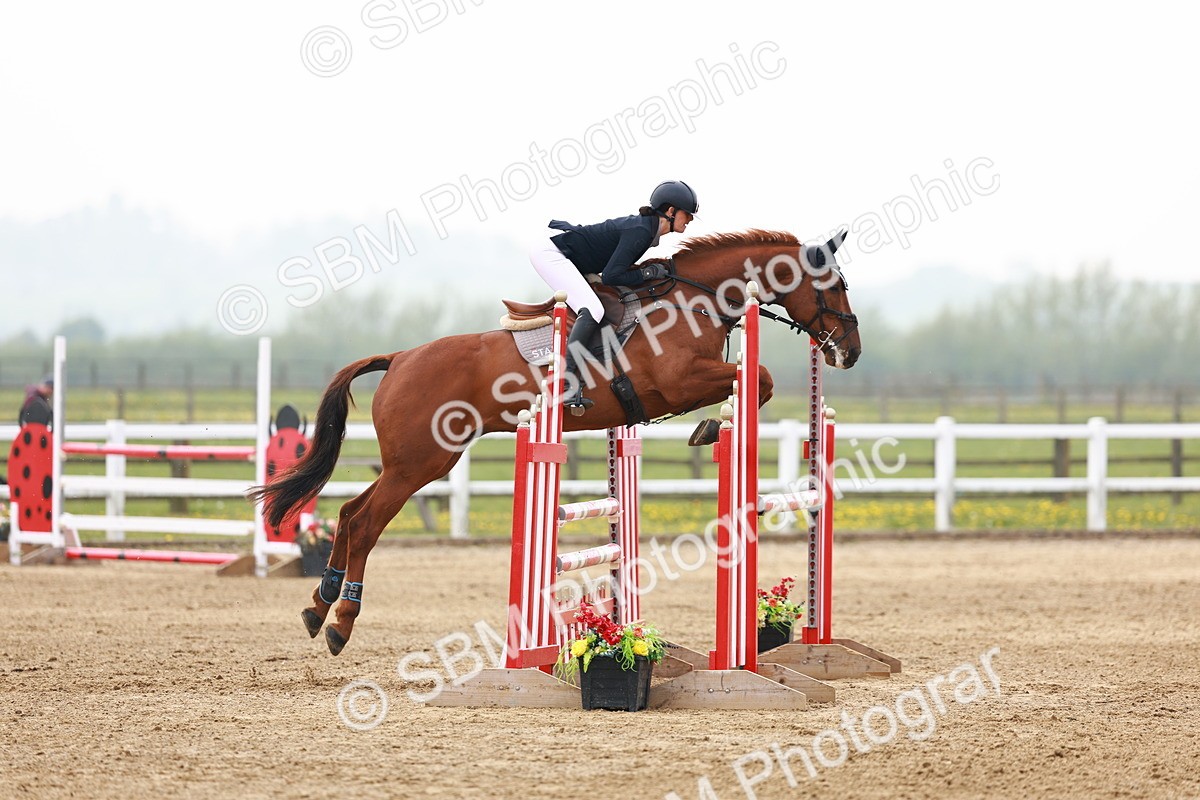  - Class 18 - Senior Newcomers - 1.10m