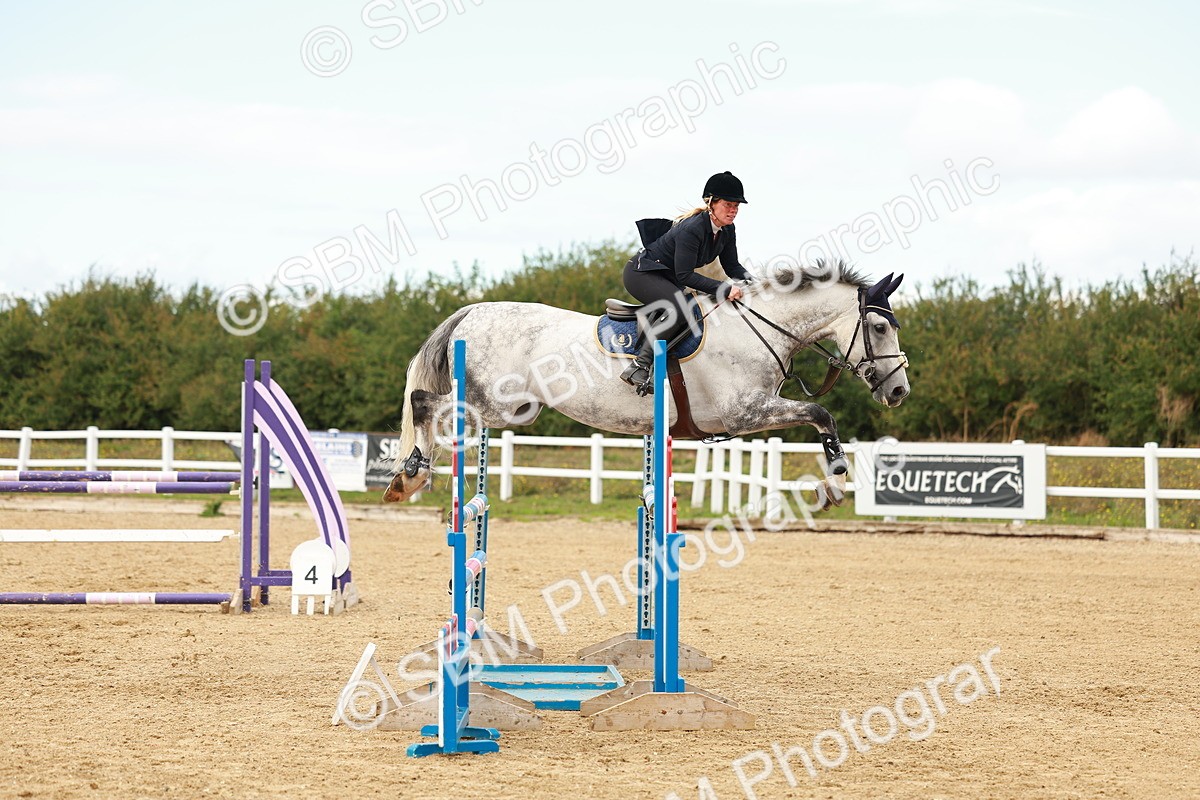 SBM_001664 - Class 4 - Senior Newcomers - 1.10m
