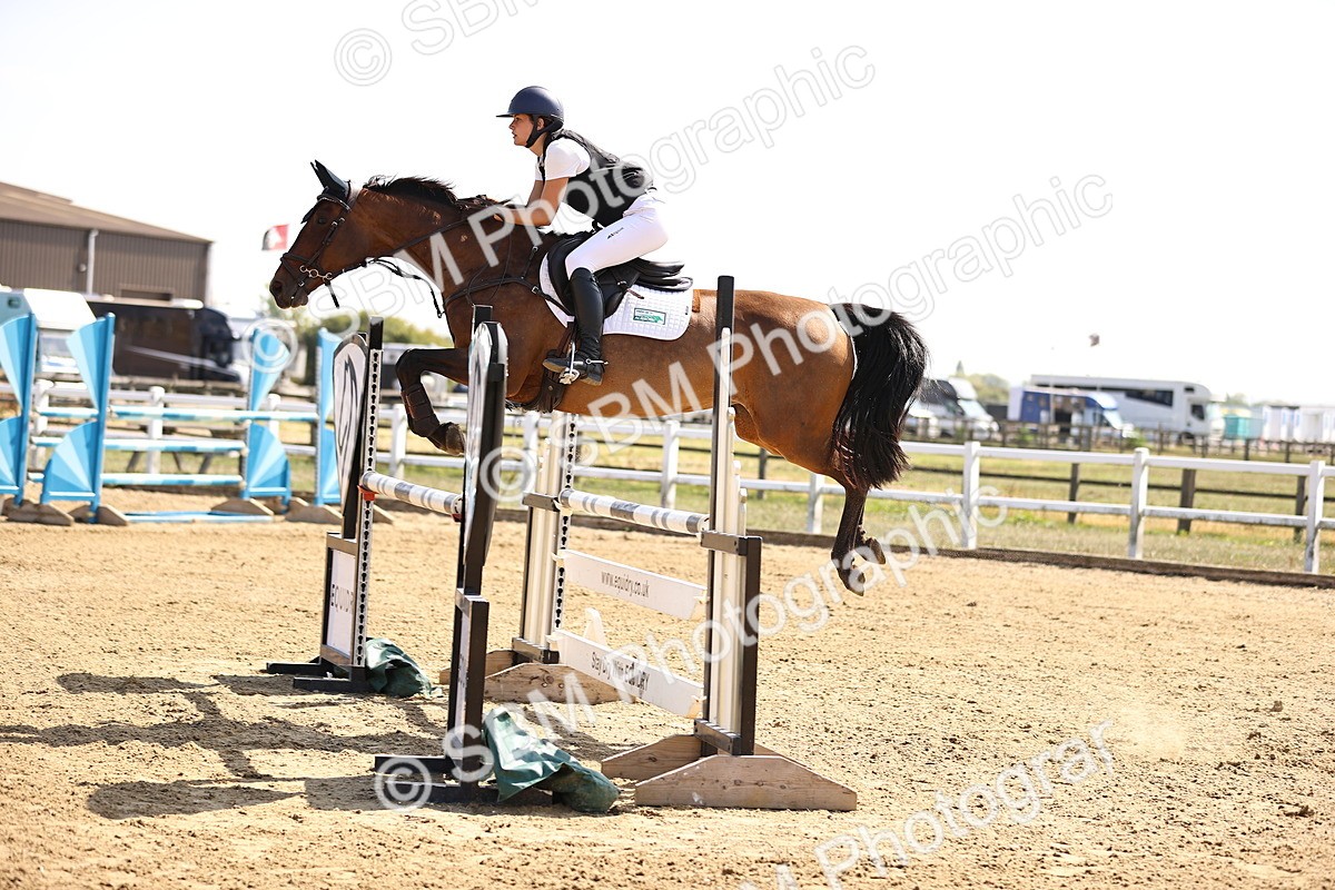 SBM_006857 - Class 13 - Senior Newcomers - 1.10m