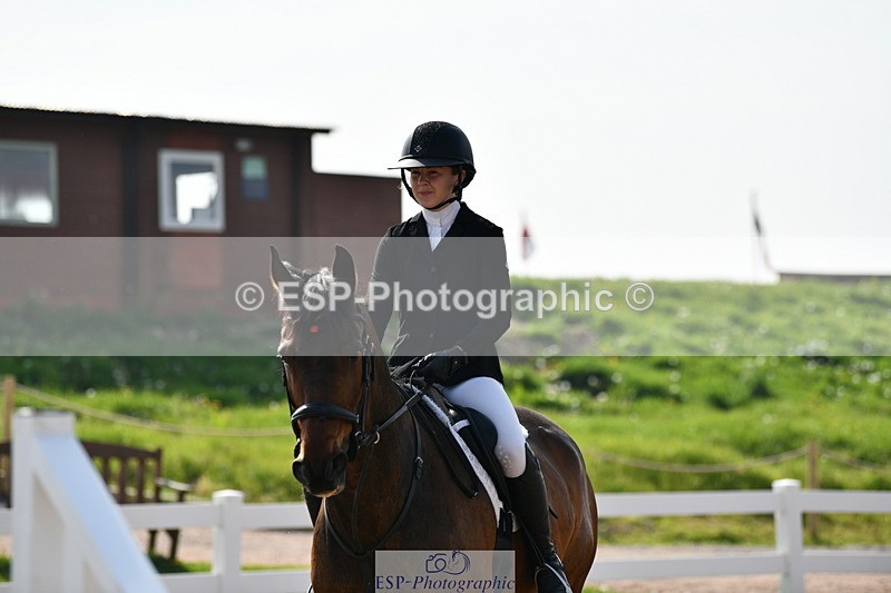 240511A-095143-11391 - Cls 28 95cm National Am Quali