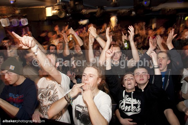 105 - Hit & Run @ factory251 19.12.11