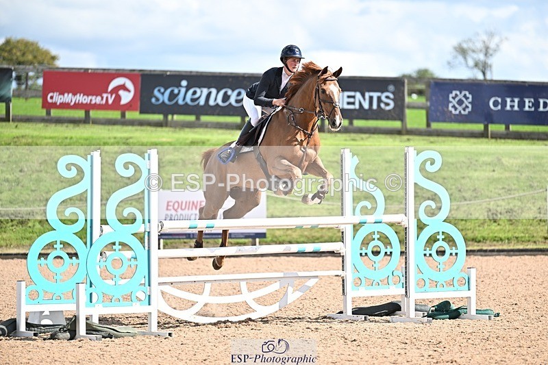 250924-130240-00331 - Cls 4 Newcomers and 1.10m Open