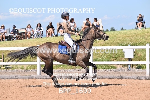 BPP_1699 - THU CLASS 3 Scottish Branch North West Junior Championship **Viewing/Selection class for 148 teams**