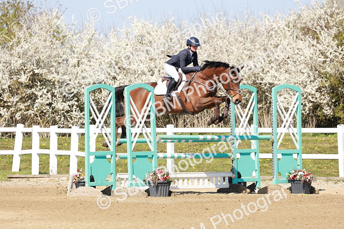 SBM_004172 - Class 17 - Senior Newcomers - 1.10m