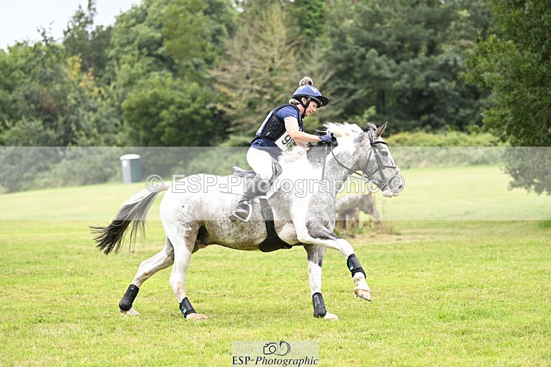240825X-175143-38265 - 80cm XC 17.30 to End
