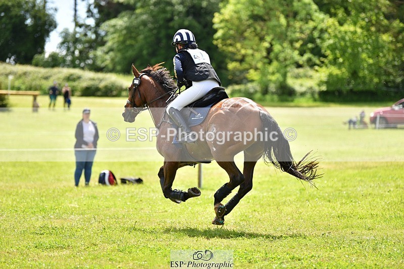 240526-114034-20978 - 425-HUMBLE_GLORY-Sophia_Hill