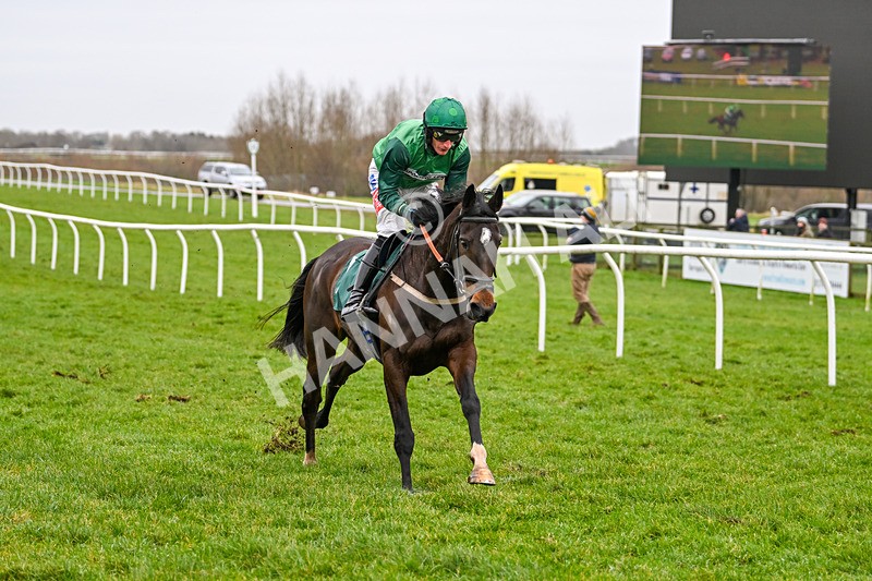 110124-Race 1-Brucio-2078 - Race 1