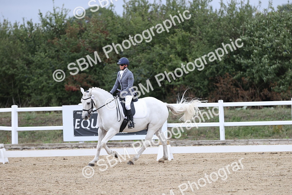 SBM_004281 - Class 9 - Novice 3 Champs