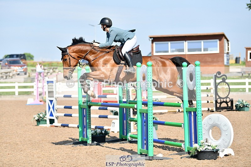 240512A-163714-19833 - Cls 44 1.05m National Am Quali