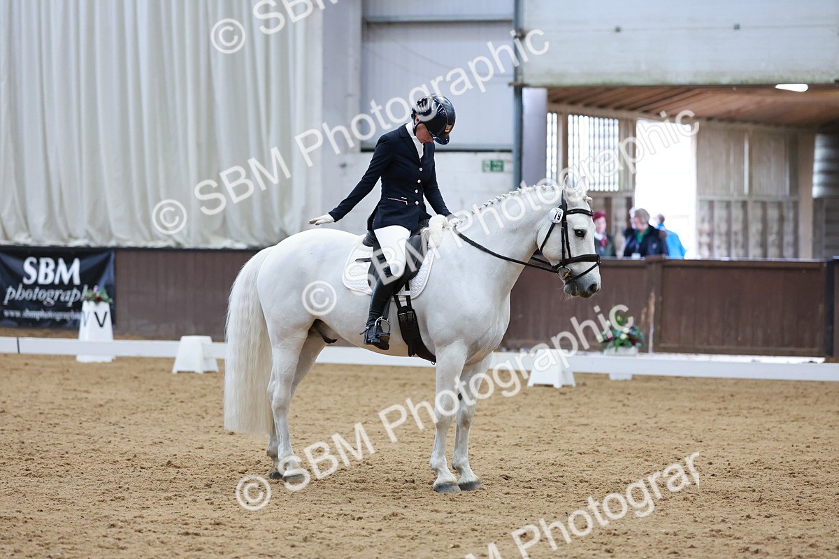 SBM_008926 - Class 6b - Novice 6 - 11.02-12.19