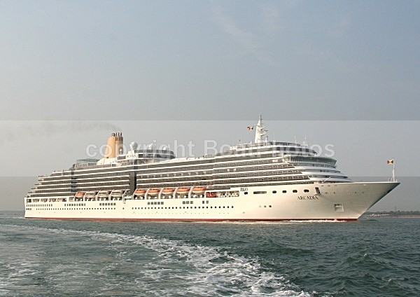 060511 ARCADIA 6422 - Cruise Ships
